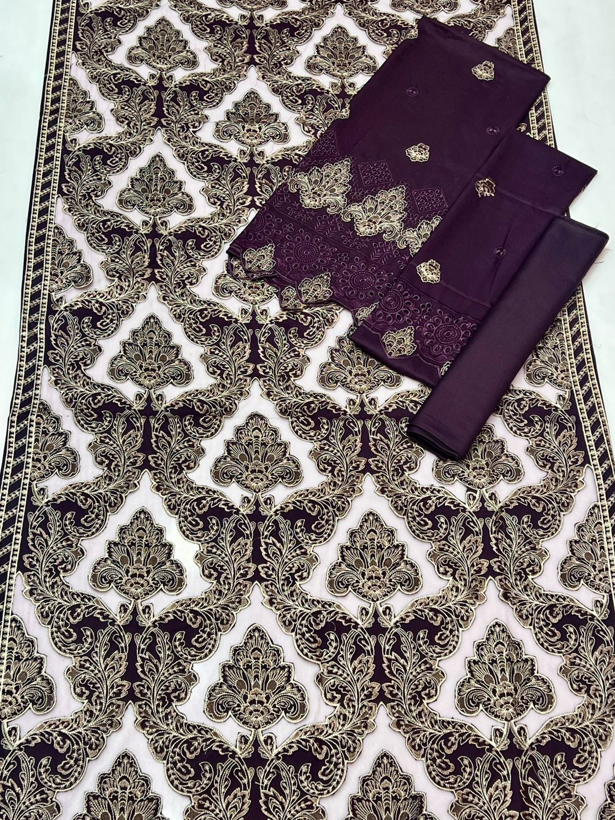 Purple Unstitched Luxury Dhanak Heavy Embroidered 3pc 508