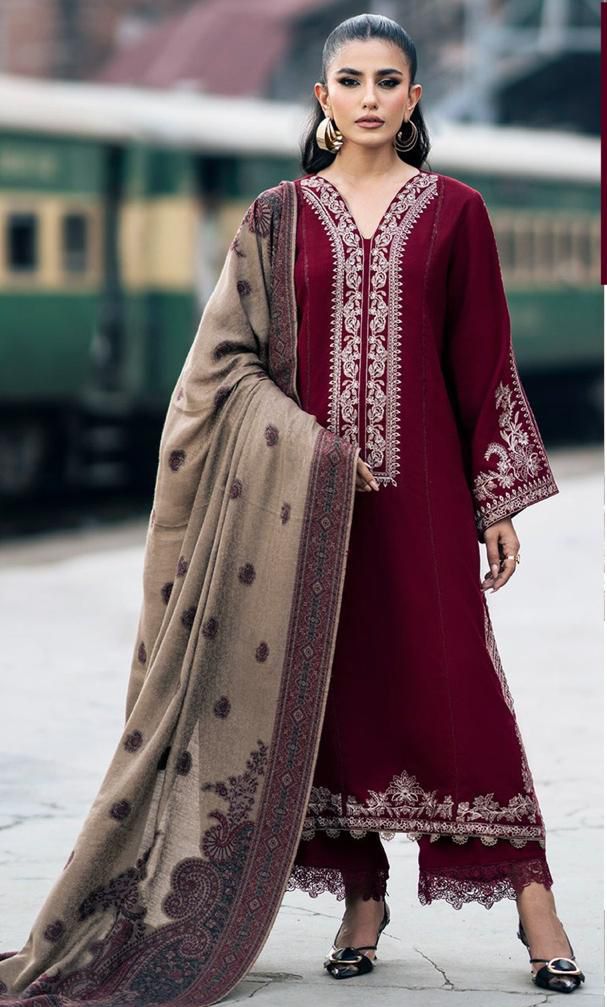 Embroidered 3pc Dhanak dress with Printed shawl